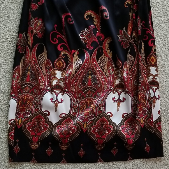 BeBe Silk Tube Dress with V-neck (Sz small) - Picture 4 of 6